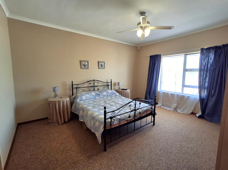 4 Bedroom Property for Sale in Britannia Bay Western Cape